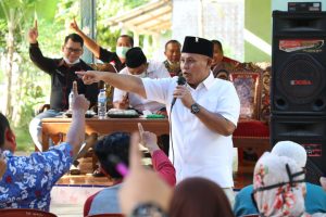Kampanye Di Waysulan Nanang Ermanto Paparkan Program BUMD