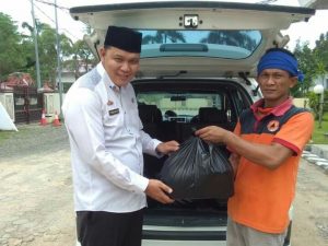 Satgas Covid 19 Salurkan Bantuan 19 Warga Kecamatan Tanjung Bintang