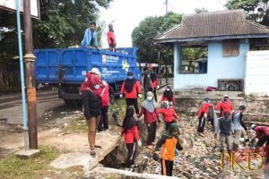 Usai di Sidak Wakil Bupati Lamsel, Sampah Dermaga Bom Langsung di Bersihkan