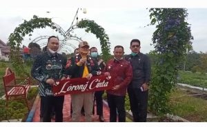 Berkunjung Ke Lamsel Dang Ike Kagumi  Keberadaan Kebun Edukasi