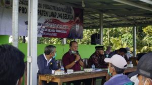 Hendry Rosyadi Bantu Pemekaran Dusun Kubu Panglima Jadi Desa