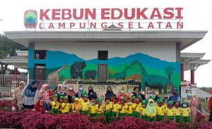 Keberadaan Kebun Edukasi Mampu Tingkatkan  Indeks Inovasi Daerah Lamsel