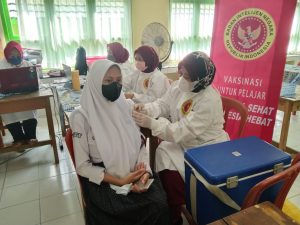 Badan Intelijen Negara (BIN) Daerah Lampung Vaksinasi Massal di Kota Metro