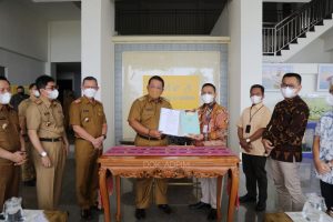 Gubernur Lampung Resmi Serahkan Ex Gedung Bukopin Untuk Penyertaan Modal