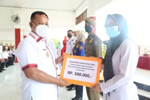 Tenaga Honorer Pemkab Lamsel Terima THR