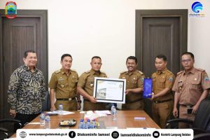 Berhasil Kelola Kepegawaian, Bupati Lamsel Raih Penghargaan Dari BKN RI