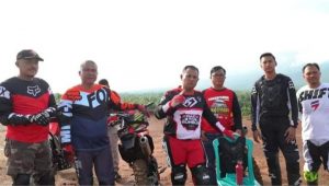Belrsama Tim Red Brothers Bupati Lamsel Kembali Lakukan Latihan Motocross  