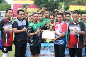 Nanang Ermanto Membuka kegiatan Open Turnament Old Star Ketapang Cup I