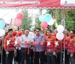 Bupati Lamsel Resmikan Jalan Poros Yang Mwnghubungkan Desa Sumber Sari dan Desa Kedaung