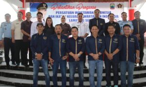 Nanang Ermanto Hadiri Pelantikan Ketua dan Pengurus PWI Lamsel