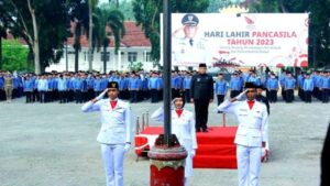 Bupati Lamsel Jadi inspektur upacara Hut Pancasila