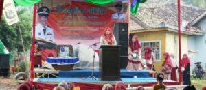 Bunda Winarni Hadir di Acara Pengajian Akbar Desa Tanjung Agung