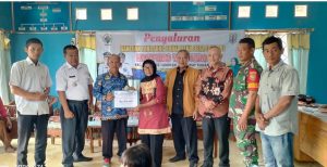 BLT DD Extreme Triwulan 4 Kampung Waytuba Kembali Di Salurkan.