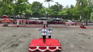 Bupati Lamsel Pimpin Upacara Hut PGRI ke 78