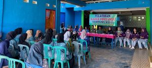 Pelatihan Kader Posyandu Kampung Kemu