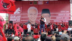 Hasto Instruksikan Kader PDIP Agar Ganjar-Mahfud Harus METAL di Lampung