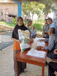 Pemerintah Kampung  Negeri Mulya  Salurkan Bantuan Beras CPP Kepada 91 KPM