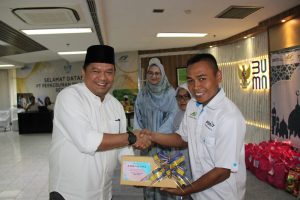 Kajian Ramadhan PTPN I Reg.7, IKBI Bagikan 250 Paket Sembako