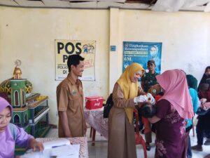 UPT Puskesmas Banjit Laksanakan Pekan Imunisasi Nasional Polio Di Kampung Donomulyo