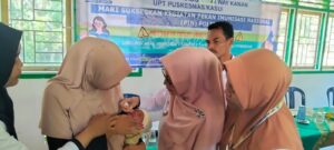Pekan Imunisasi Nasional (PIN) Di kampung Datar Bancong Dimulai