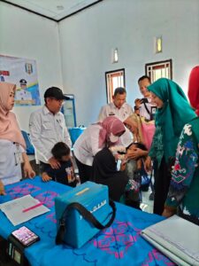 Pekan Imunisasi Nasional Di kampung Labuhan Jaya Kecamatan Gunung Labuhan