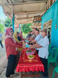 Kampung Gunung  Sari Salurkan BLT DD Tahap  3 Tahun 2024