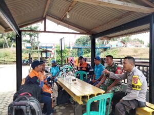 Wujudkan Kamtibmas Kondusif, Bhabinkamtibmas Serap Sekecil Apapun Informasi dari Masyarakat