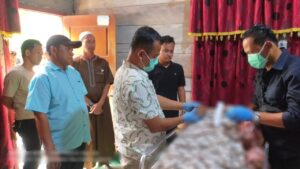 INAFIS Polres Way Kanan Datangi TKP Seorang Pria Meninggal Dunia di Way Tuba