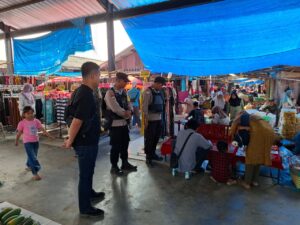 Cegah Gangguan Kamtibmas, Polisi Patroli KRYD di Pasar Kalangan Bumi Harjo