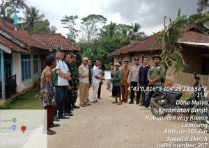 Pemerintah Kecamatan Banjit Monitoring dan Evaluasi Dana Desa Tahun 2024 di Kampung Donomulyo