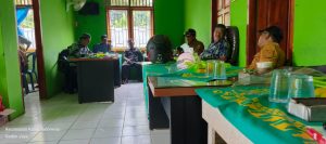 Monitoring Dan Evaluasi Di Kampung Baru Kasui Di Hadiri Anggota DPRD Dari Komisi 1 Dan Komisi  IV Serta Camat