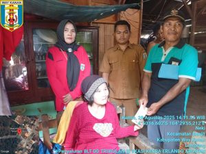 Pemerintah Kampung  Sumber Baru Kecamatan Banjit Kembali Salurkan BLT DD Triwulan III Tahun 2025