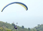 Zita Anjani Jajal Wisata Paralayang Batu Alif, Potensi Baru Pariwisata Lampung Selatan