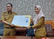 Serah Terima Jabatan Sekretaris DPRD: Momentum Penyegaran dan Peningkatan Kinerja
