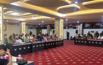 Sekdaprov Lampung Janji Cari Solusi Konflik Lahan Warga dengan TNI AU