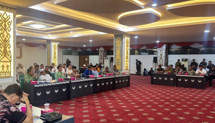 Sekdaprov Lampung Janji Cari Solusi Konflik Lahan Warga dengan TNI AU